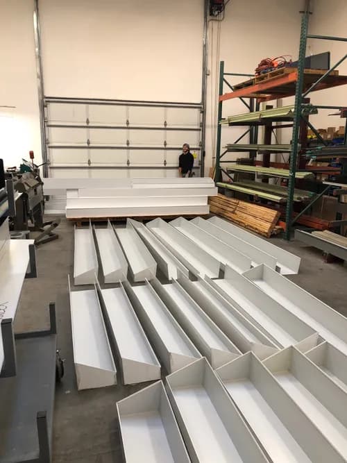 Elite Custom Metal - Photo 2