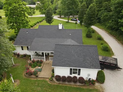 Embry's Roofing - Photo 2