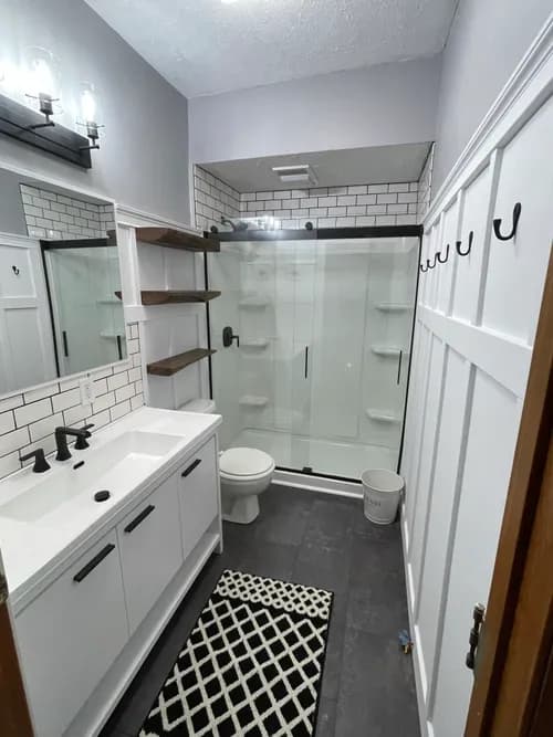 Flores Roofing & Remodel - Photo 4