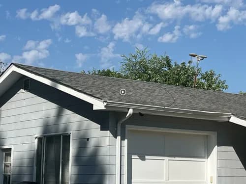 For Valor Roofing - Photo 2