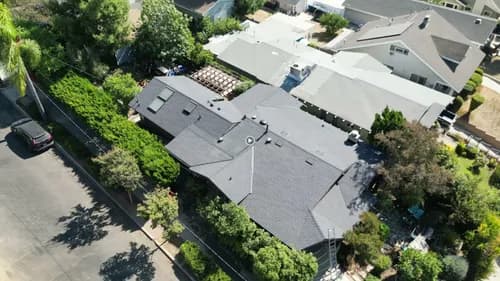 Francisco's Roofing Inc. - Photo 3