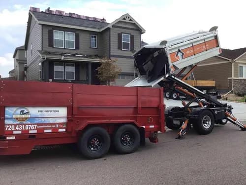 Golden Way Roofing - Photo 4