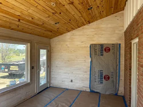 Gorilla Building - Photo 3