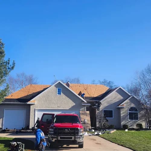 Grand Rapids Roofers - Photo 1