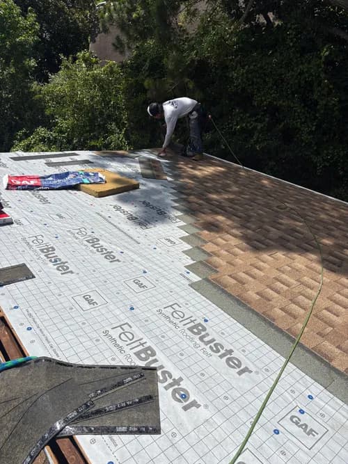 Gray Line Roofing - Photo 3