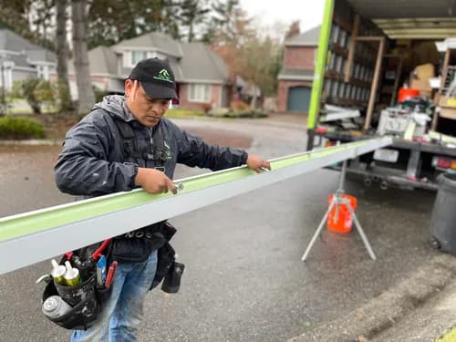 Gu-Wi Gutters & Windows