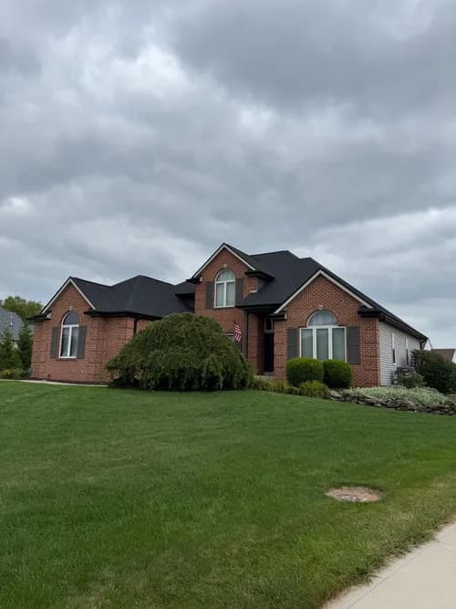 Guardian Roofing & Gutters - Photo 1