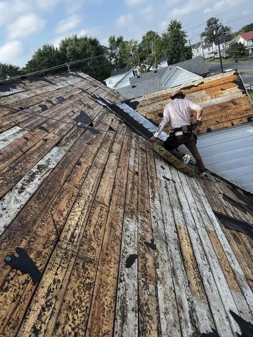 Hayward Roofing Pro - Photo 1