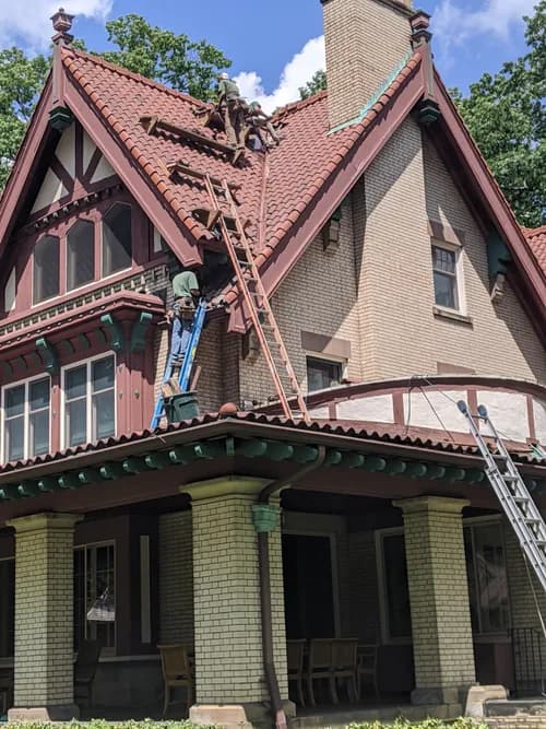 Hazlett Roofing & Renovation