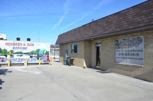 Hedberg & Son - Photo 1