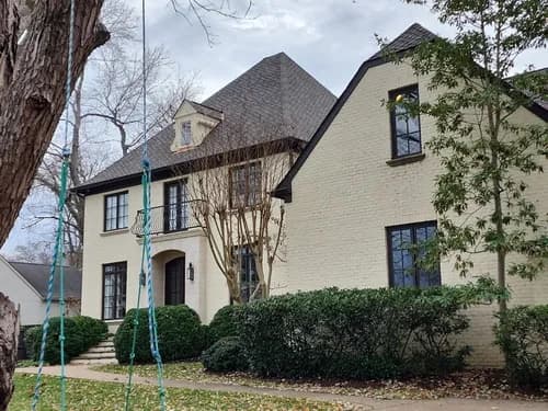 Henry & Sons Roof Repair - Photo 2