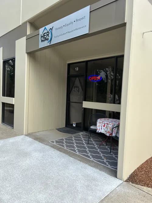 HER Roofing - Photo 4