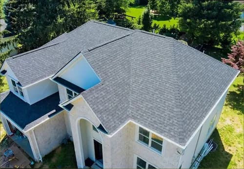 Hernandez Family Roofers - Photo 1