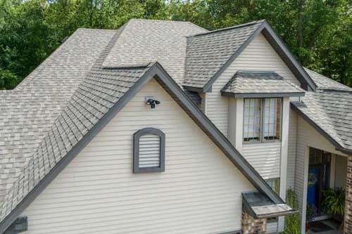 Heyn Brothers Roofing - Photo 1