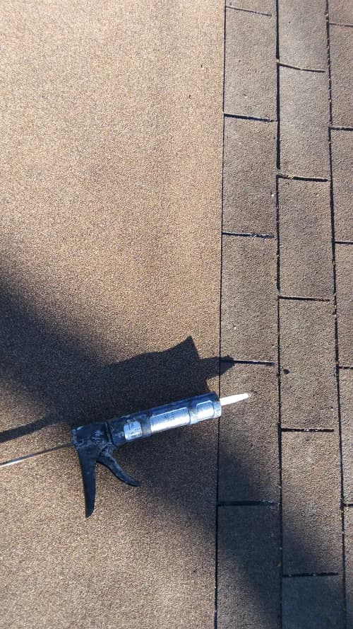 HG ROOF REPAIR - Photo 2