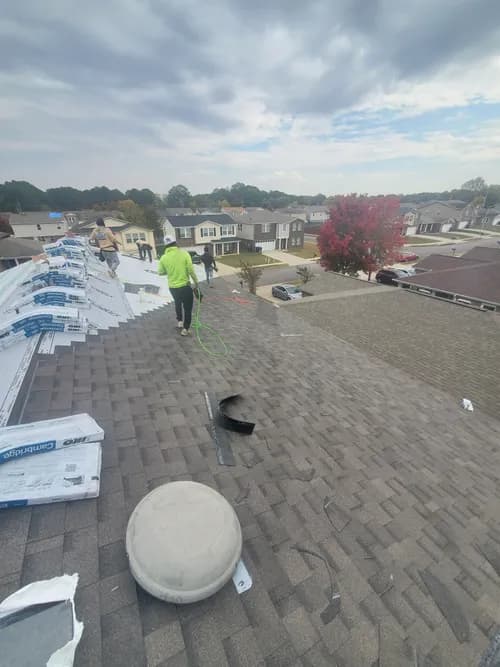 HW Roofing - Photo 5
