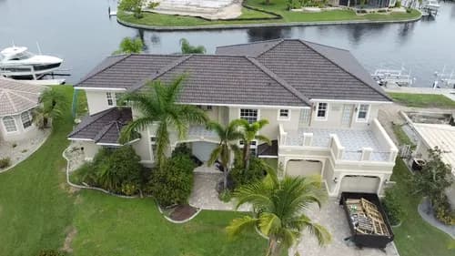 HYTZ ROOFING INC - Photo 2