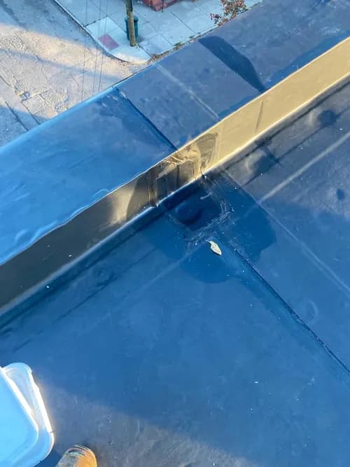 J&U ROOFING LLC - Photo 2