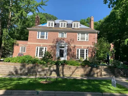 J & V Roofing LLC - Photo 2