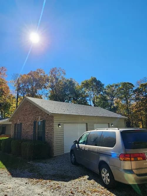 Jeffersonville Roofing - Photo 4