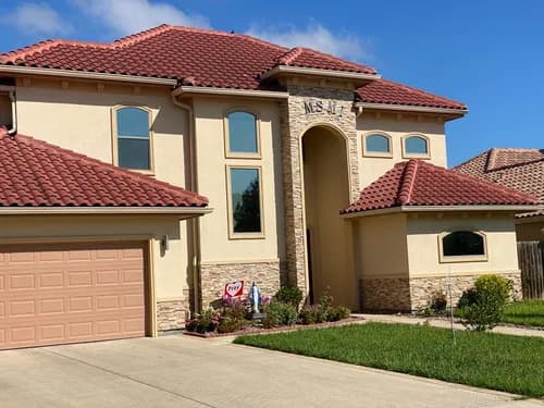 JJ Builds-Roofing & Demolition - Photo 4