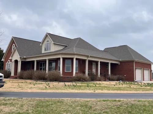 Jones Roofing - Photo 1