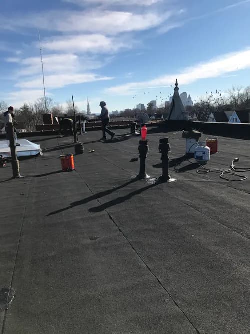 Julien's Roofing - Photo 1