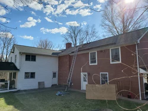 Julien's Roofing - Photo 2