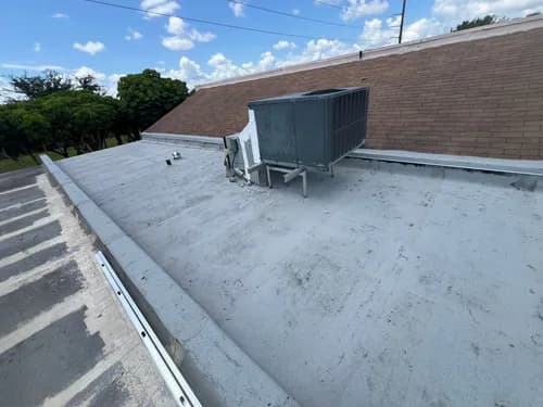 KDM Roofing - Photo 4