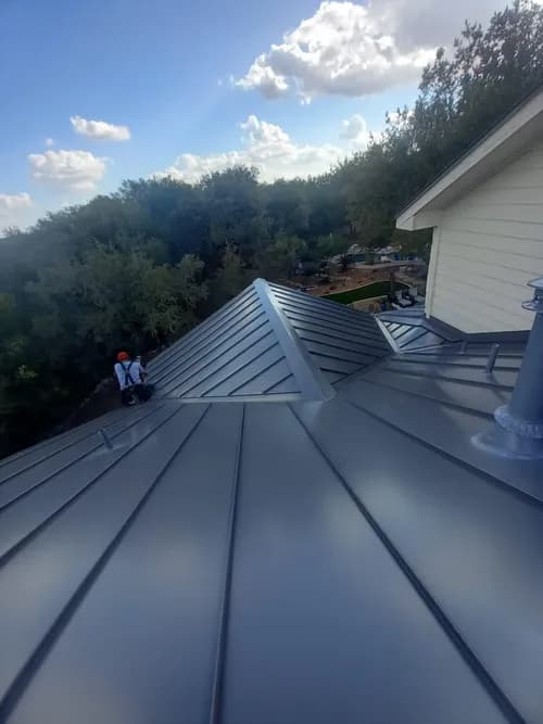 King Roofing - Photo 2