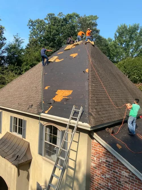 Land To Land Roofers - Photo 2