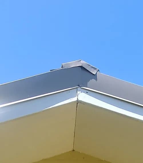 Lightning Exteriors - Photo 4