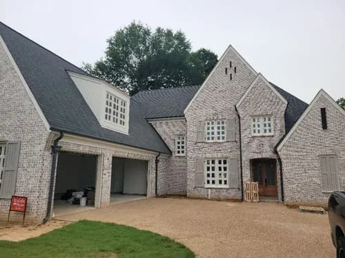 Lindsey Roofing - Photo 2