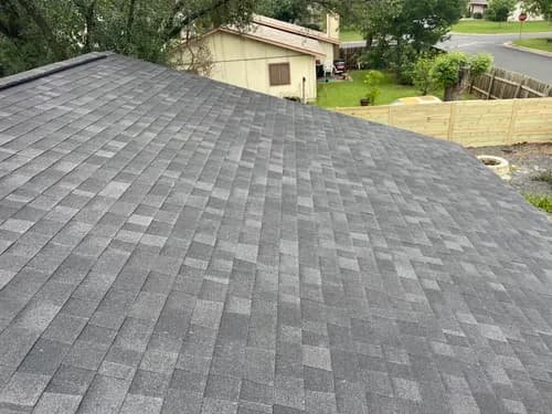 Lions Crown Roofing - Photo 5