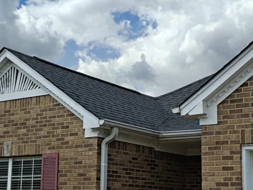 Little Pigs Roofing - Photo 5