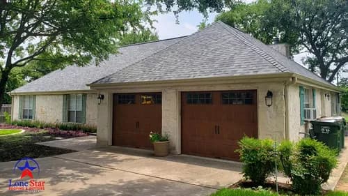 Lone Star Roofing & Gutters