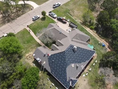 Lone Star Roofs and Construction - Photo 1