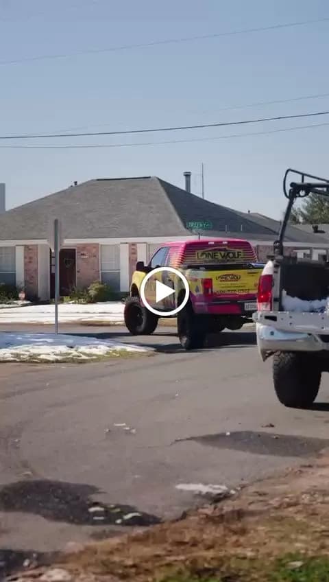 Lone Wolf Roofing - Photo 2