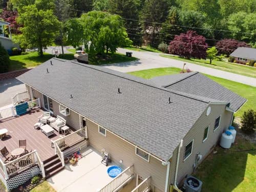 Lumina Roofing - Photo 1