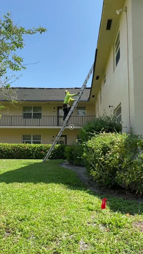 Luxe Builder Group Inc - Photo 2