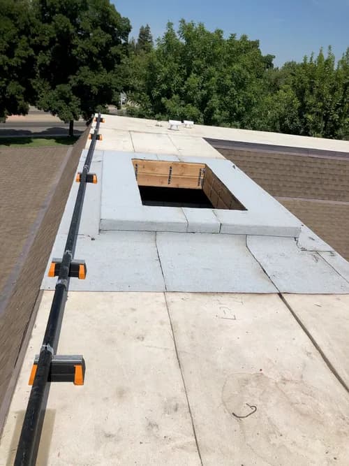 Mario's Roofing - Photo 1