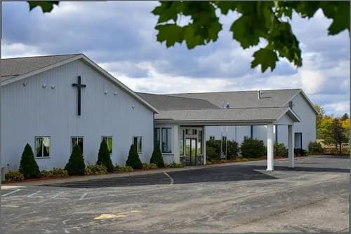 Martin & Sons roofer - Photo 5