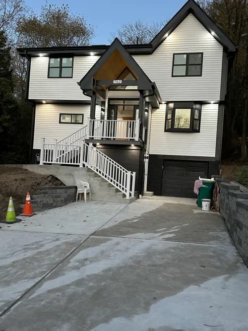 MC Roofing LLC - Photo 2