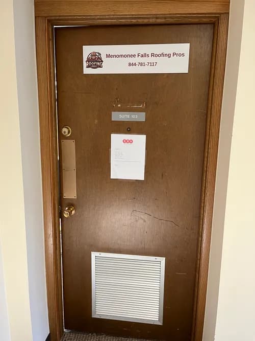 Menomonee Falls Roofing Pros - Photo 1