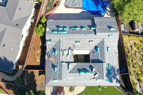 Moctezuma Roofing - Photo 4