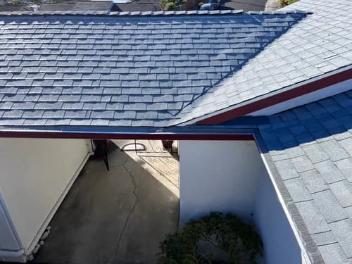 Moctezuma Roofing - Photo 5