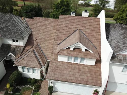 MOLLISON ROOFING - Photo 2