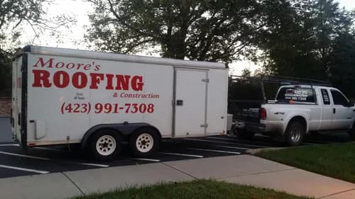 Moore's Roofing - Photo 2