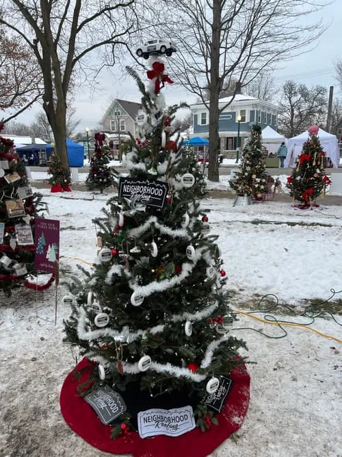 Neighborhood Roofing - Photo 2