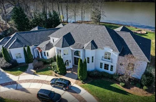 Neon Roofing - Photo 5